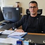 Akademiden Küresel Girişimciliğe Büyük Atılım: Yücel Ekinci binlerce kişilik ekibiyle dünyaya açılıyor!