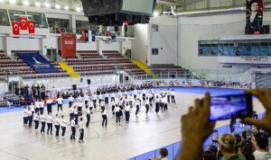 Büyükşehir’in Balkan dansları kursunda coşkulu final